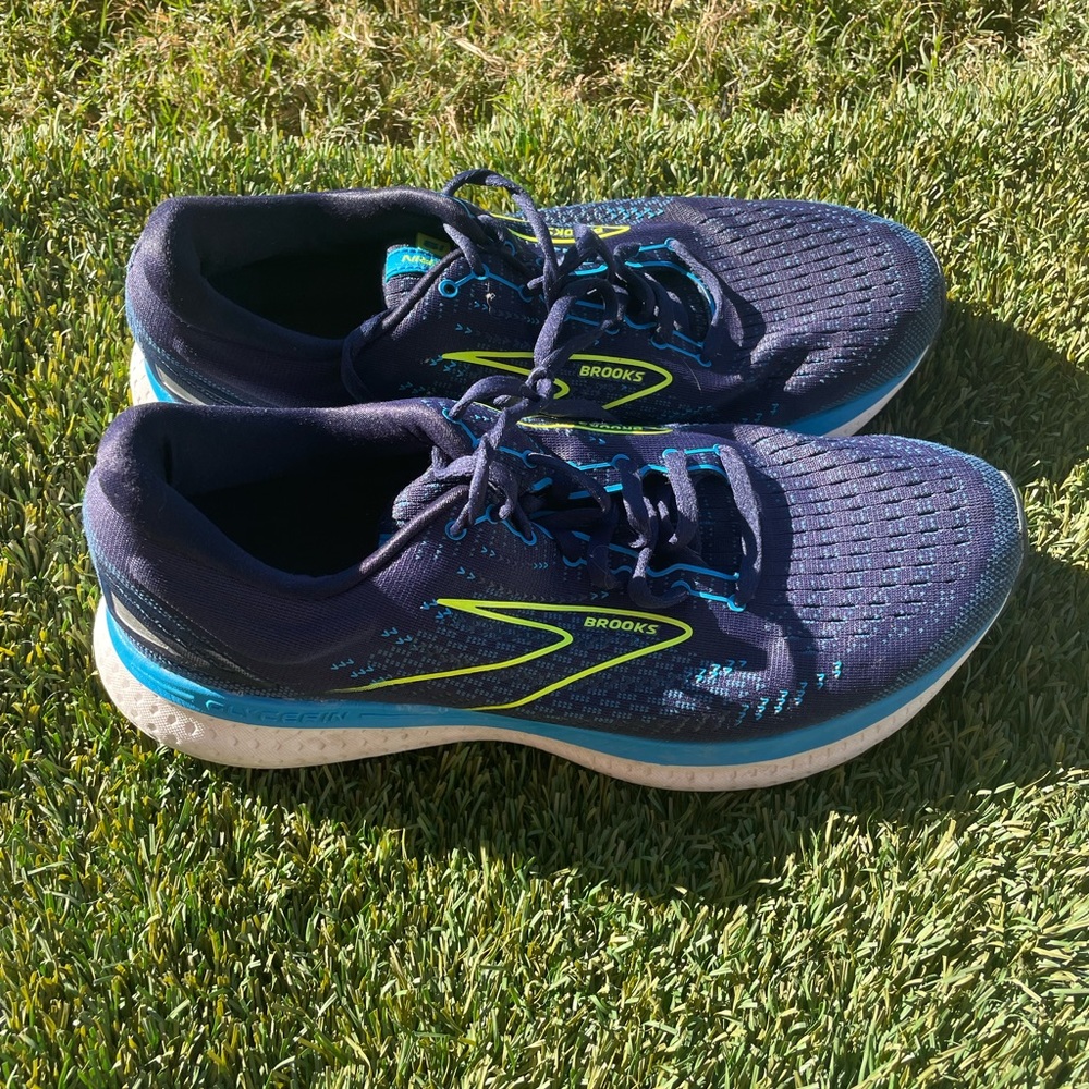 Men’s Brooks Glycerin 19 Running Shoes sz 10